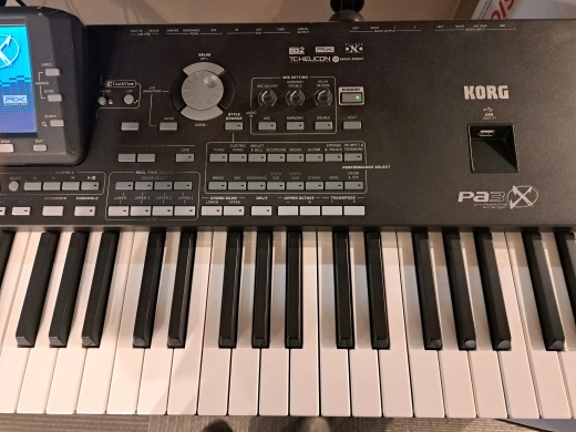 Korg - PA3X-76 2